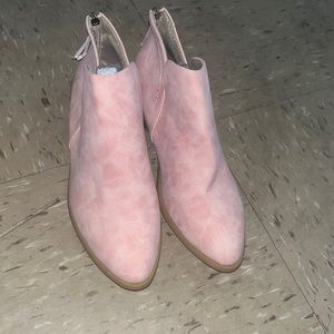 WomenFaux Suede Slip On V Cut Chelsea Boots Chunky Heeled Point Toe Short Boots